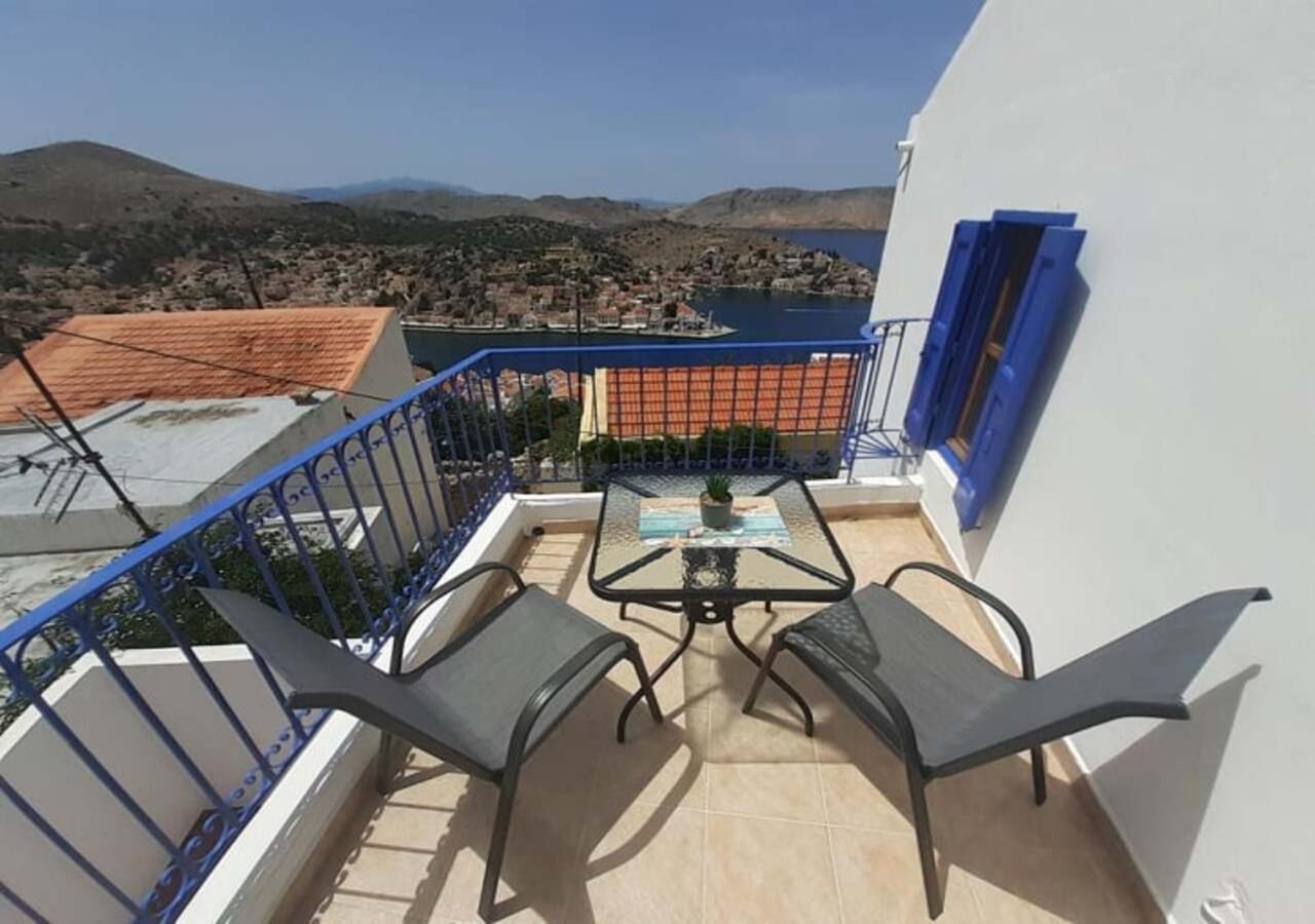 Symi Breeze Villa Luaran gambar