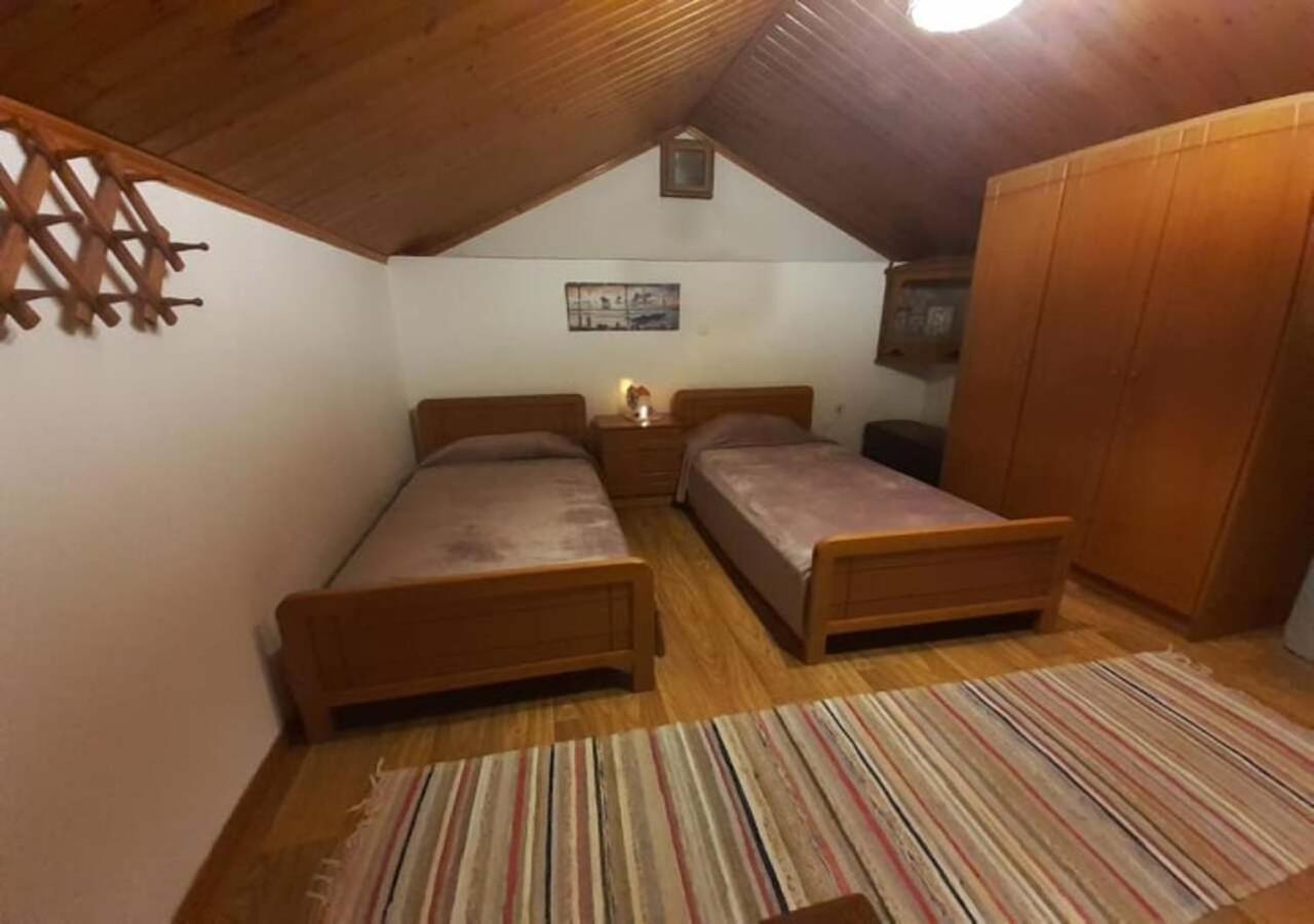 Symi Breeze Villa Luaran gambar